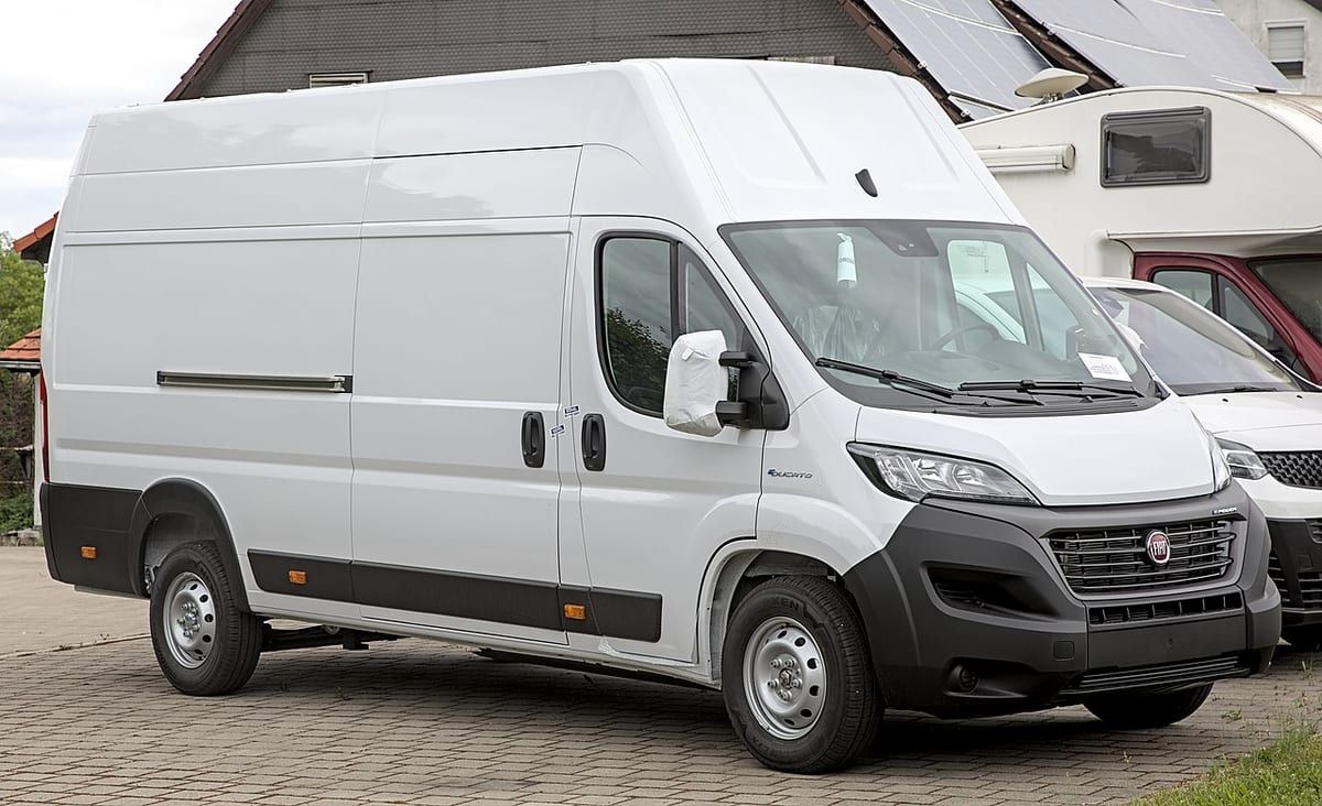 Peugeot Boxer II (2013-2014) – schematy bezpieczników i przekaźników