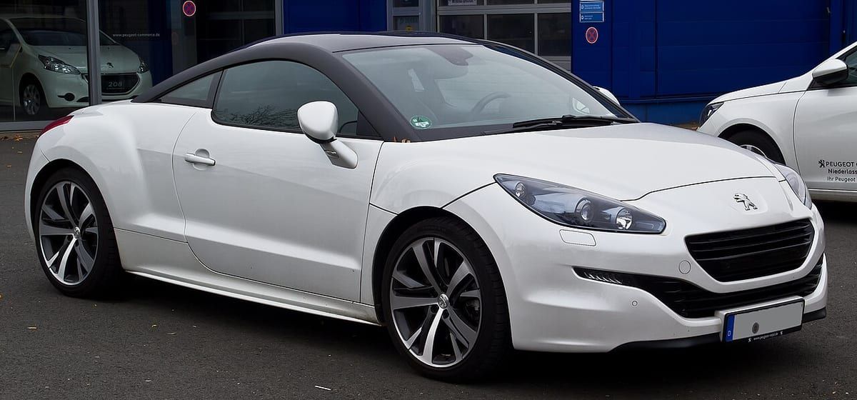 Peugeot RCZ (2011-2012) – schematy bezpieczników i przekaźników