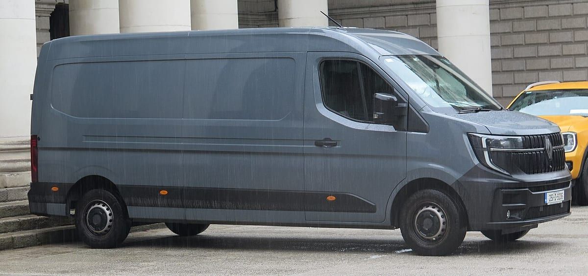 Renault Master II (1998-2003) – schematy bezpieczników i przekaźników