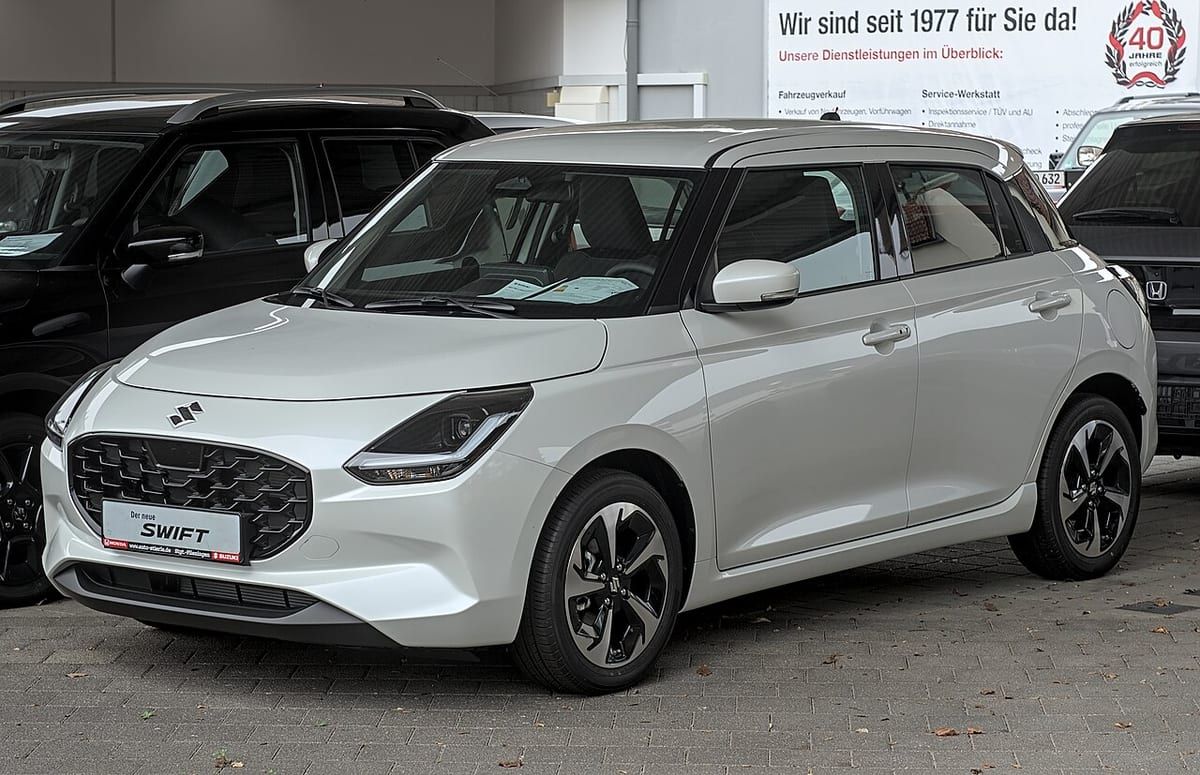Suzuki Swift V (2010-2017) – schematy bezpieczników i przekaźników