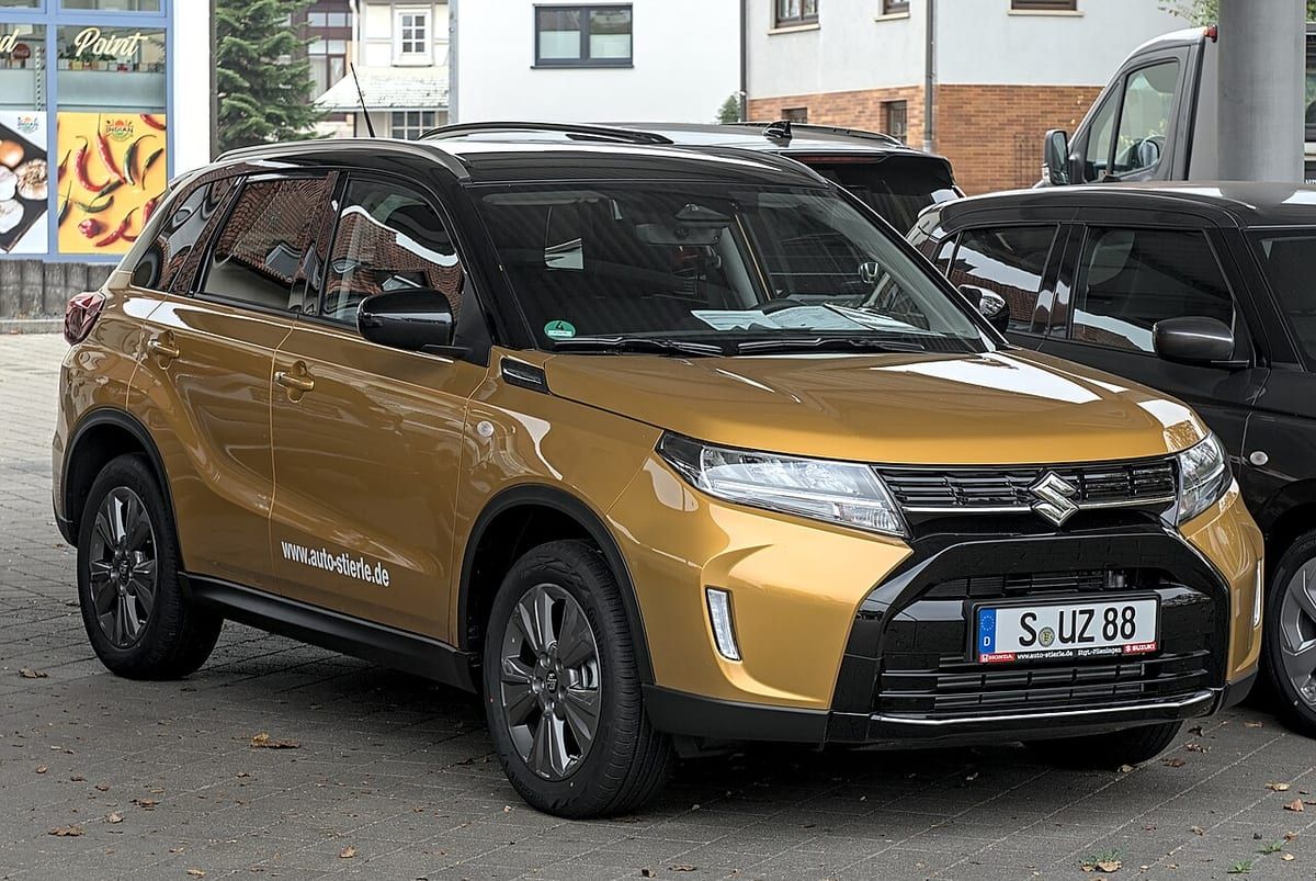 Suzuki Vitara i Escudo (2016-2022) – schematy bezpieczników i przekaźników
