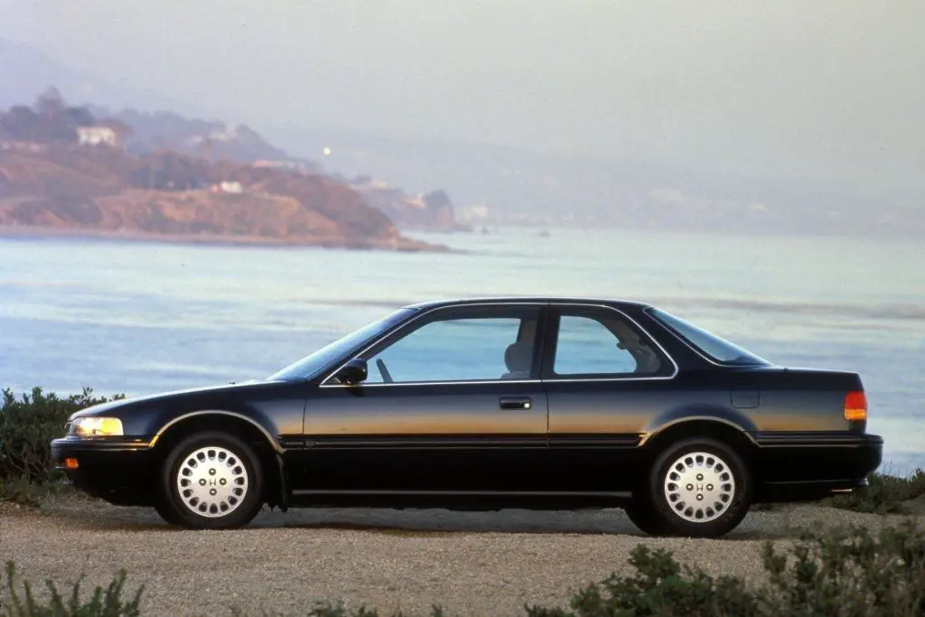 Honda Accord IV (1989-1993) - schematy bezpieczników i przekaźników