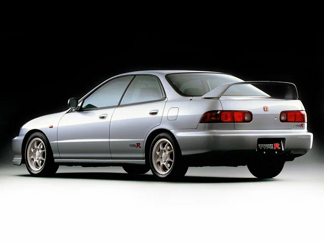 Honda Integra III (1993-2001) - schematy bezpieczników i przekaźników