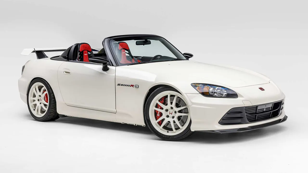 Honda S2000 (1999-2009) - schematy bezpieczników i przekaźników