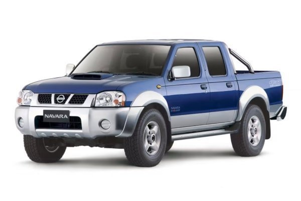 Nissan Navara D22 (1997-2004) - schematy bezpieczników i przekaźników