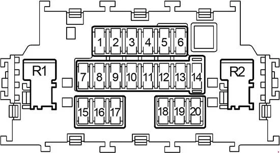 Nissan Note E11 (2004-2013) - schematy bezpieczników i przekaźników