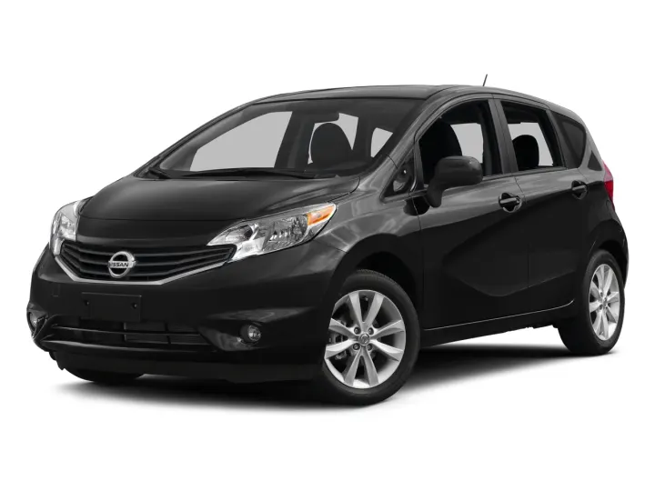 Nissan Versa Note (2013-2019) - schematy bezpieczników i przekaźników