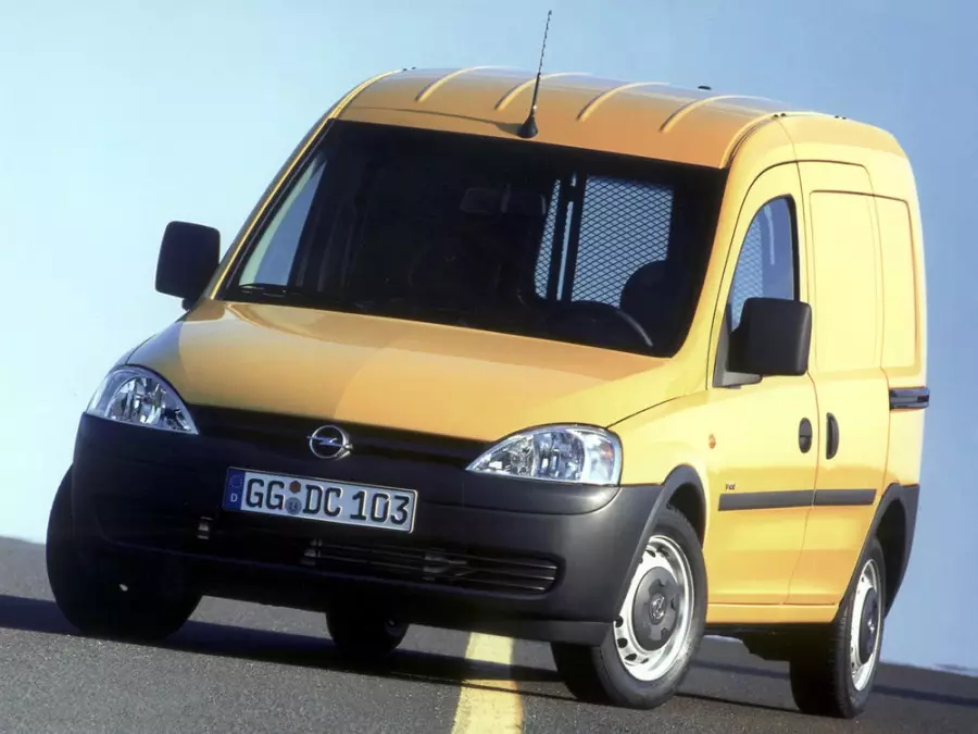Opel Combo C (2001-2011) - schematy bezpieczników i przekaźników