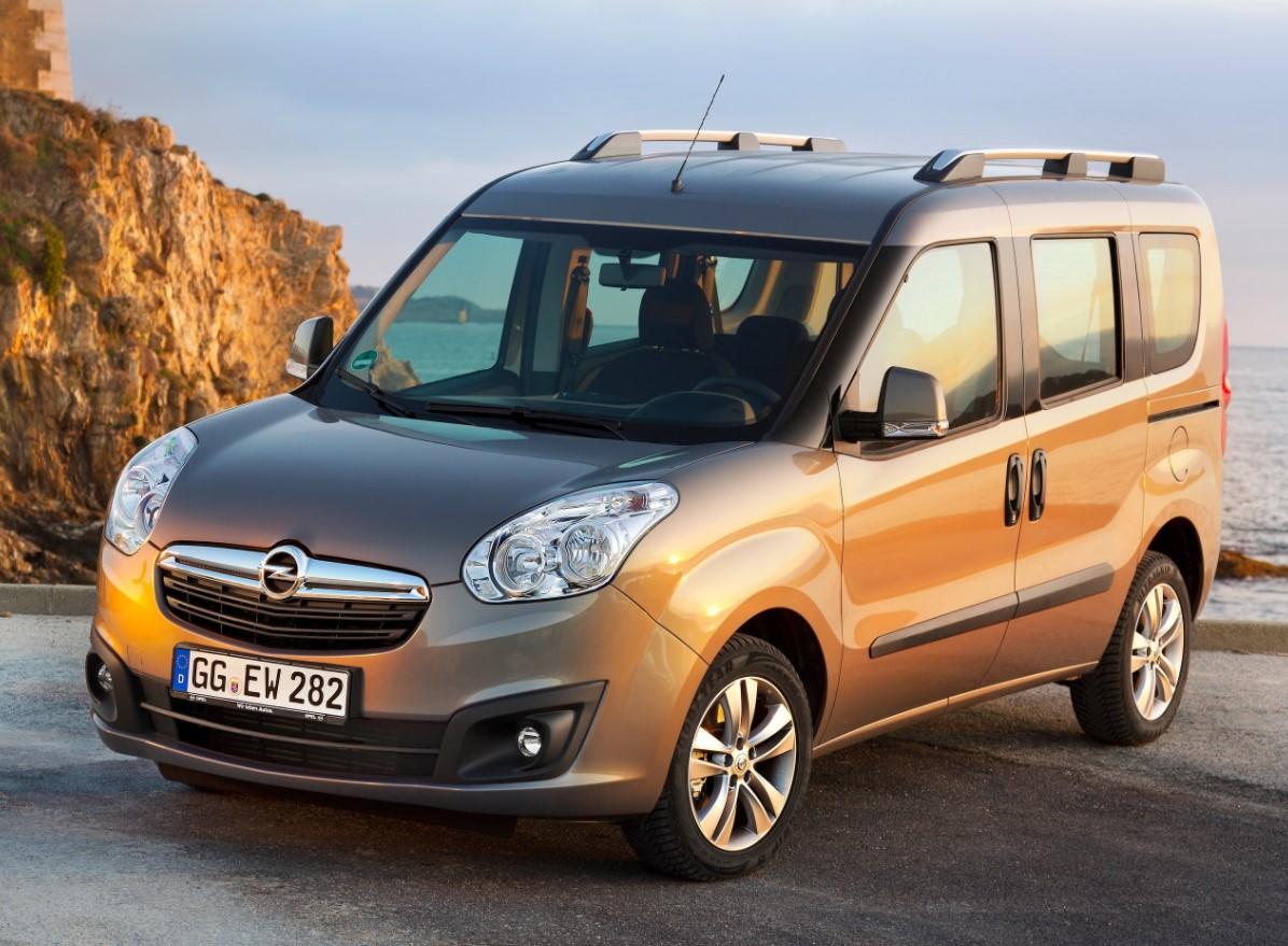 Opel Combo D (2012-2015) - schematy bezpieczników i przekaźników