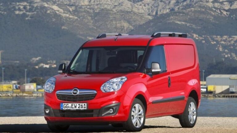 Opel Combo D (2016-2018) - schematy bezpieczników i przekaźników