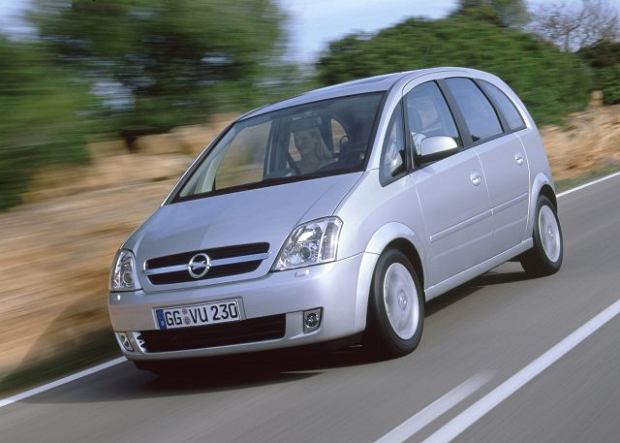Opel Meriva A (2002-2010) - schematy bezpieczników i przekaźników