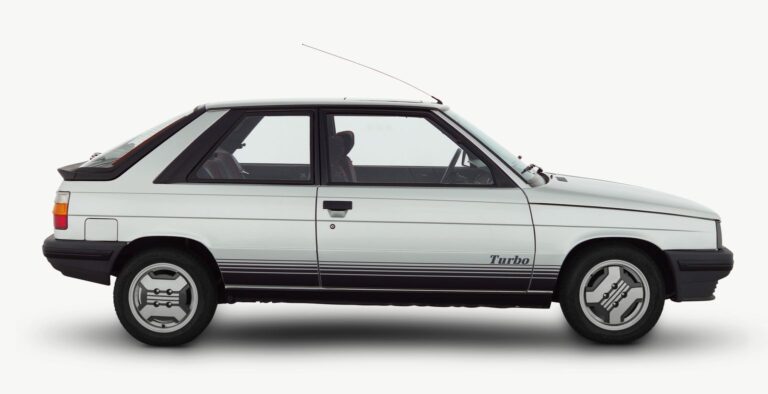 Renault 11 i 9 (1981-1988) - schematy bezpieczników i przekaźników