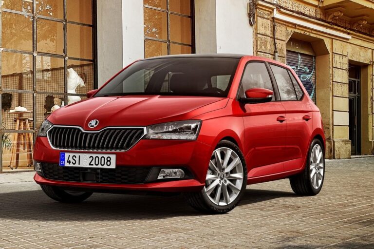 Skoda Fabia III (2020) - schematy bezpieczników i przekaźników