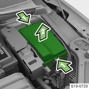 Skoda Octavia IV (2020) - schematy bezpieczników i przekaźników