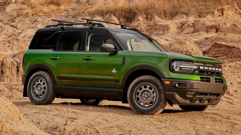 Ford Bronco Sport (2022) - schematy bezpieczników i przekaźników