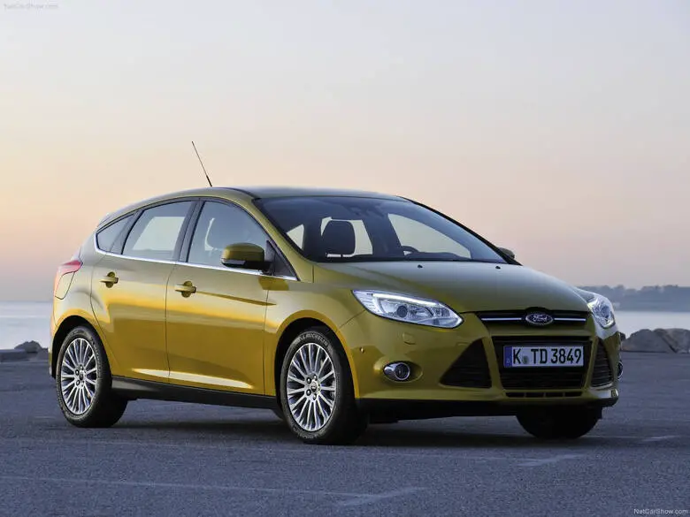 Ford Focus III (2014) - schematy bezpieczników i przekaźników