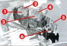 Alfa Romeo 146 (1994-2000) - schematy bezpieczników i przekaźników