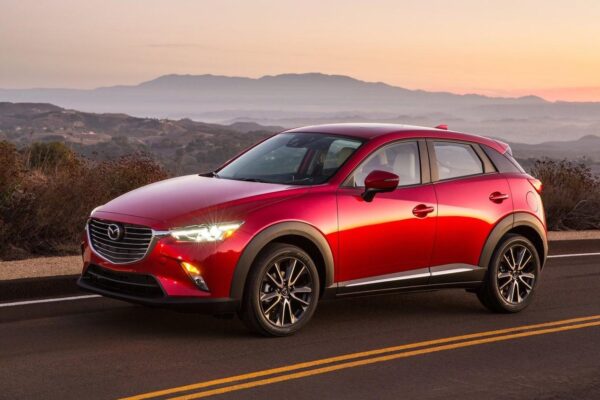 Mazda CX-3 (2018) - schematy bezpieczników i przekaźników
