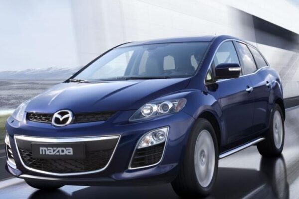 Mazda CX-7 (2010) - schematy bezpieczników i przekaźników