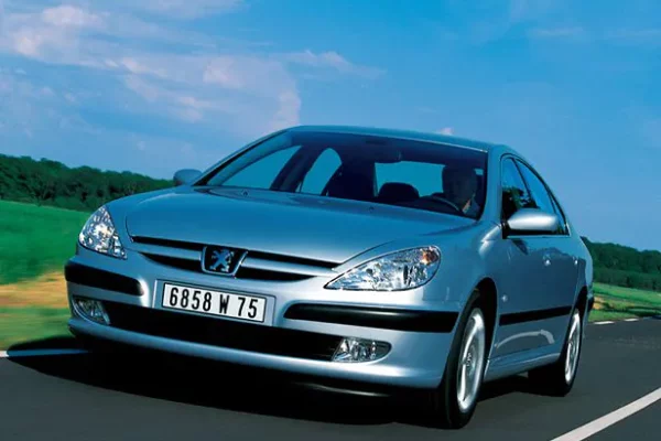 Peugeot 607 (2009) - schematy bezpieczników i przekaźników