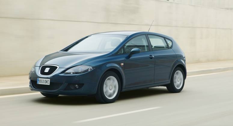 Seat Leon II (2007) - schematy bezpieczników i przekaźników