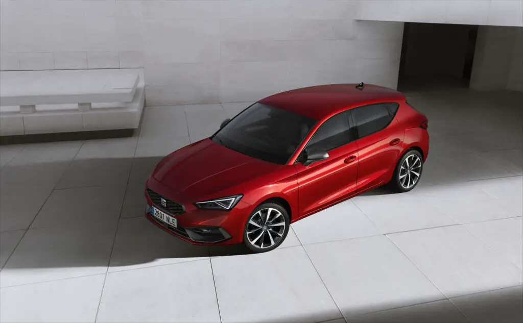 Seat Leon IV (2020) - schematy bezpieczników i przekaźników