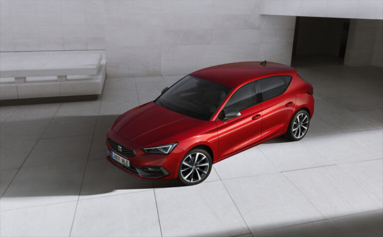 Seat Leon IV (2022-2023) - schematy bezpieczników i przekaźników