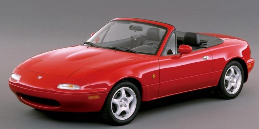 Mazda MX-5 I (1989-1997) - schematy bezpieczników i przekaźników