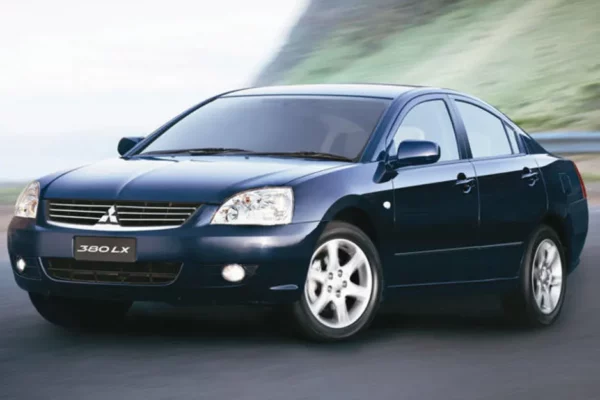 Mitsubishi 380 (2005-2008) - schematy bezpieczników i przekaźników