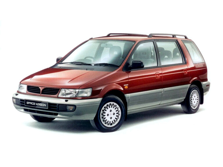 Mitsubishi Space Wagon (1997-2003) - schematy bezpieczników i przekaźników