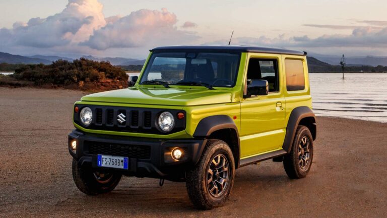 Suzuki Jimny IV (2018-2020) - schematy bezpieczników i przekaźników