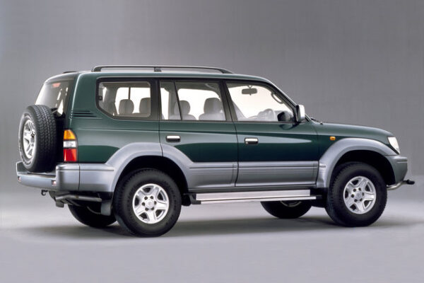 Toyota Land Cruiser Prado (J90) (1996-2002) - schematy bezpieczników i przekaźników