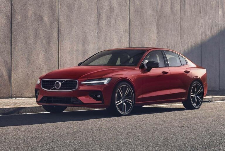 Volvo S60 (2022) - schematy bezpieczników i przekaźników