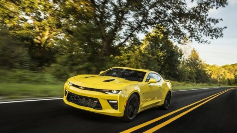 Chevrolet Camaro (2019-2022) - schematy bezpieczników i przekaźników