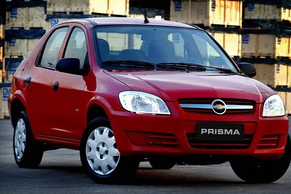 Chevrolet Prisma i Celta (2010-2012) - schematy bezpieczników i przekaźników